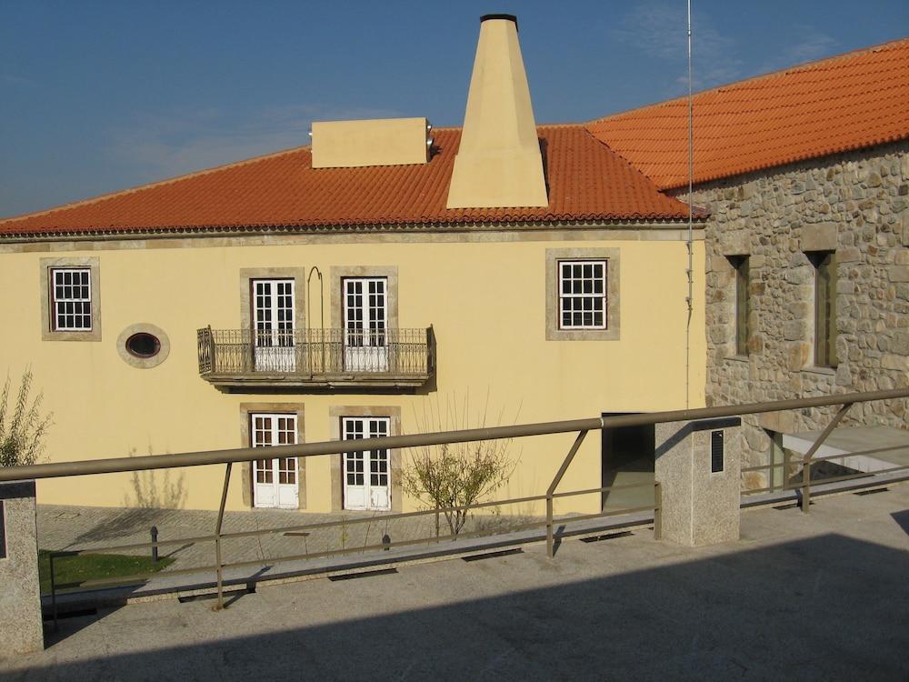 Inatel Linhares Da Beira Hotel Rural Exterior photo