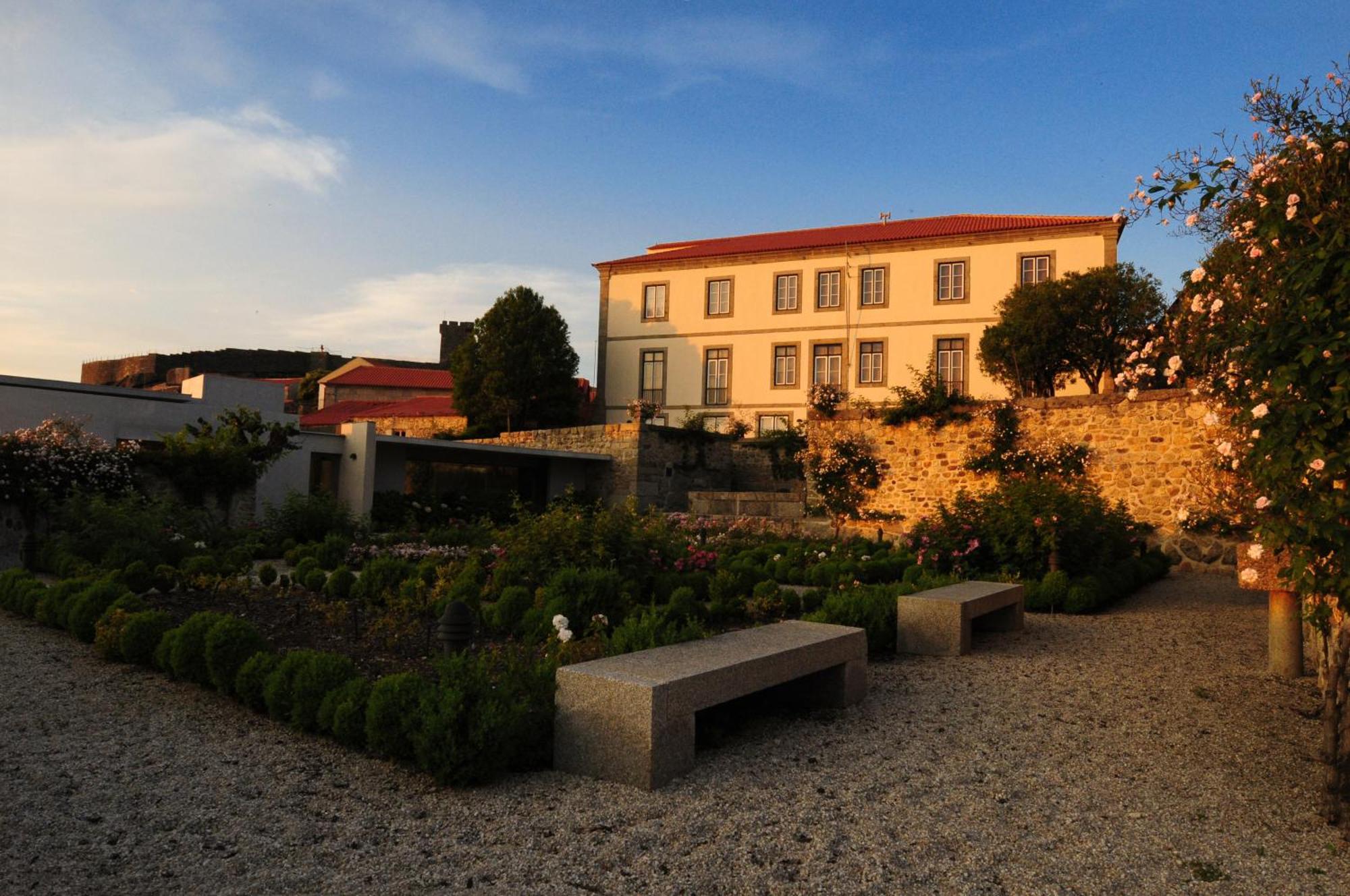 Inatel Linhares Da Beira Hotel Rural Exterior photo