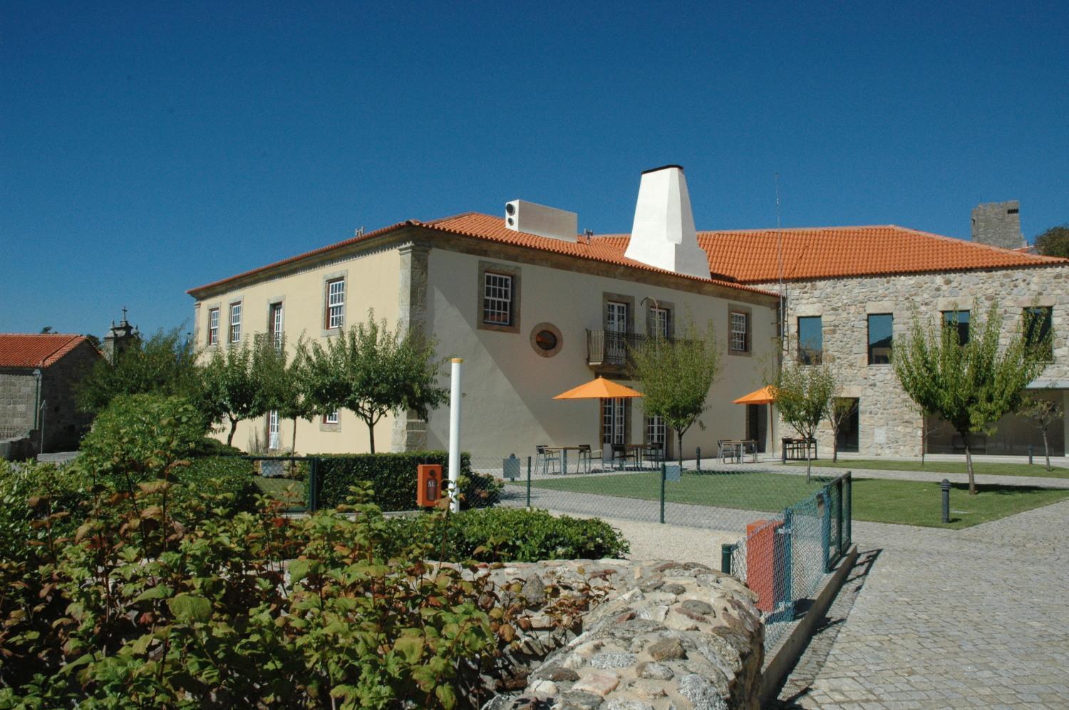 Inatel Linhares Da Beira Hotel Rural Exterior photo